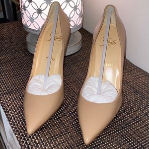 Christian Louboutin Apostrophy Pump 100 Nappa